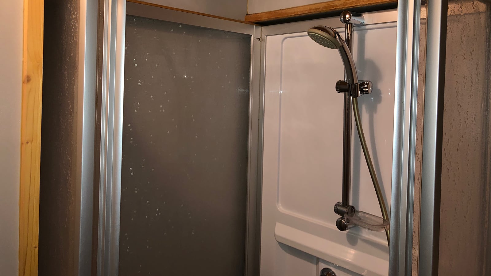 Blick in die Duschzelle